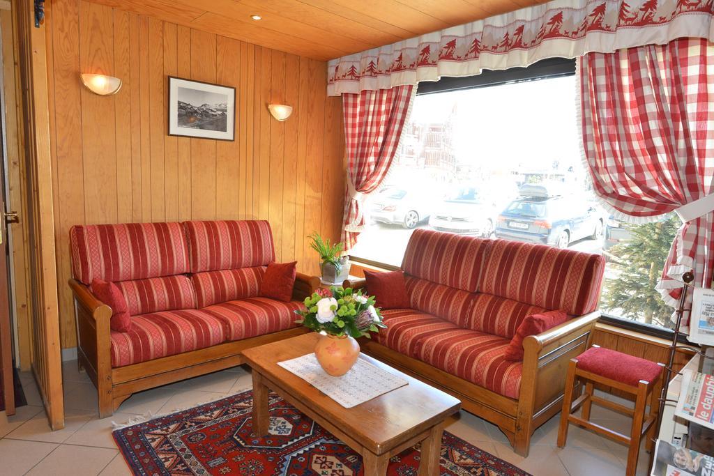 Le Dome Hotel 3*